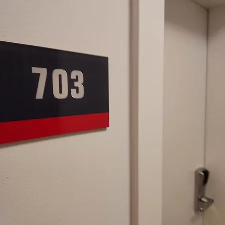 Kira Apartment