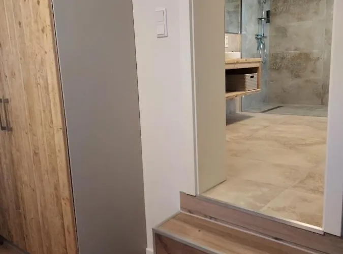 Apartament Kira *